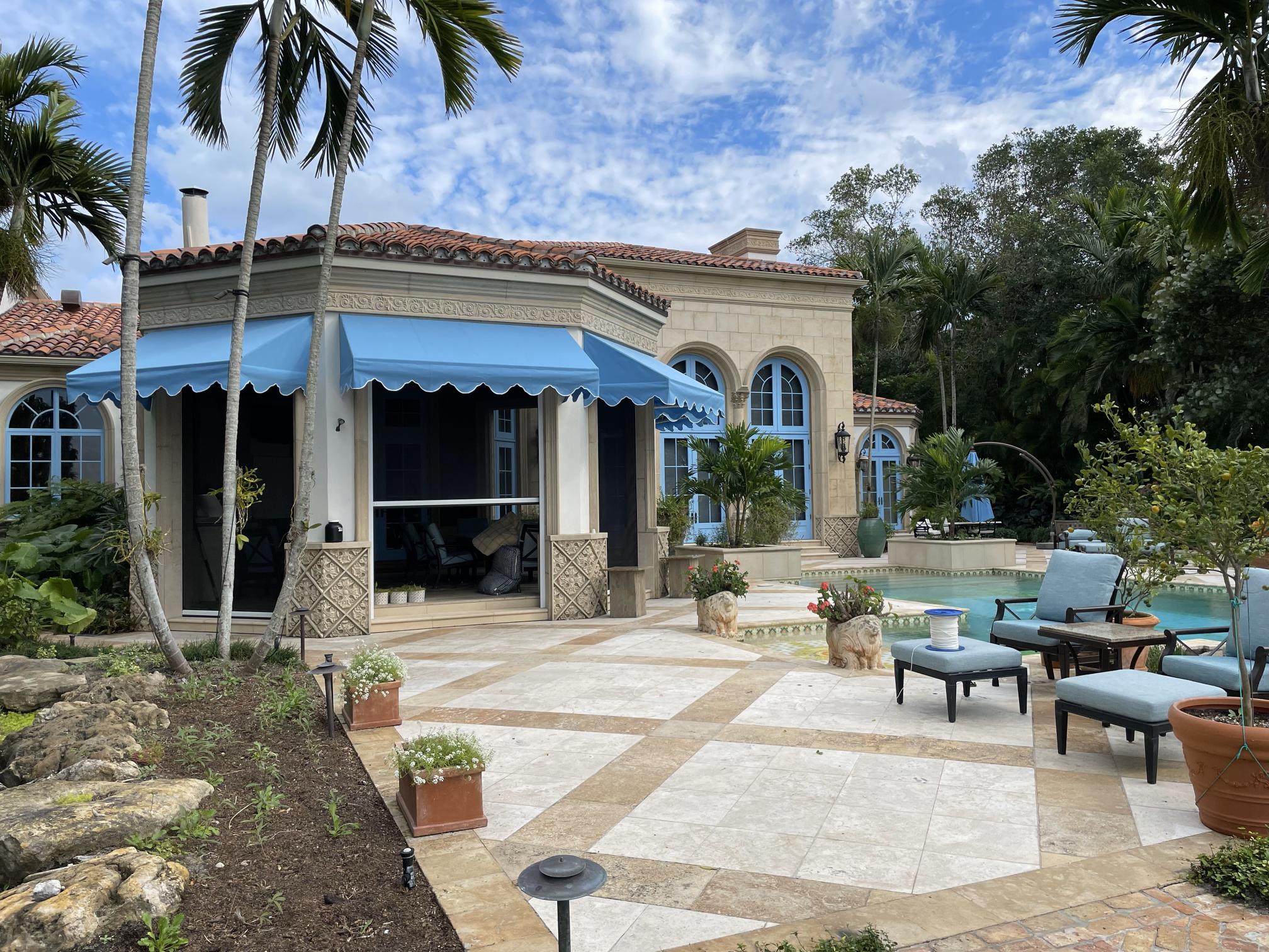 New Covers On Jupiter Island