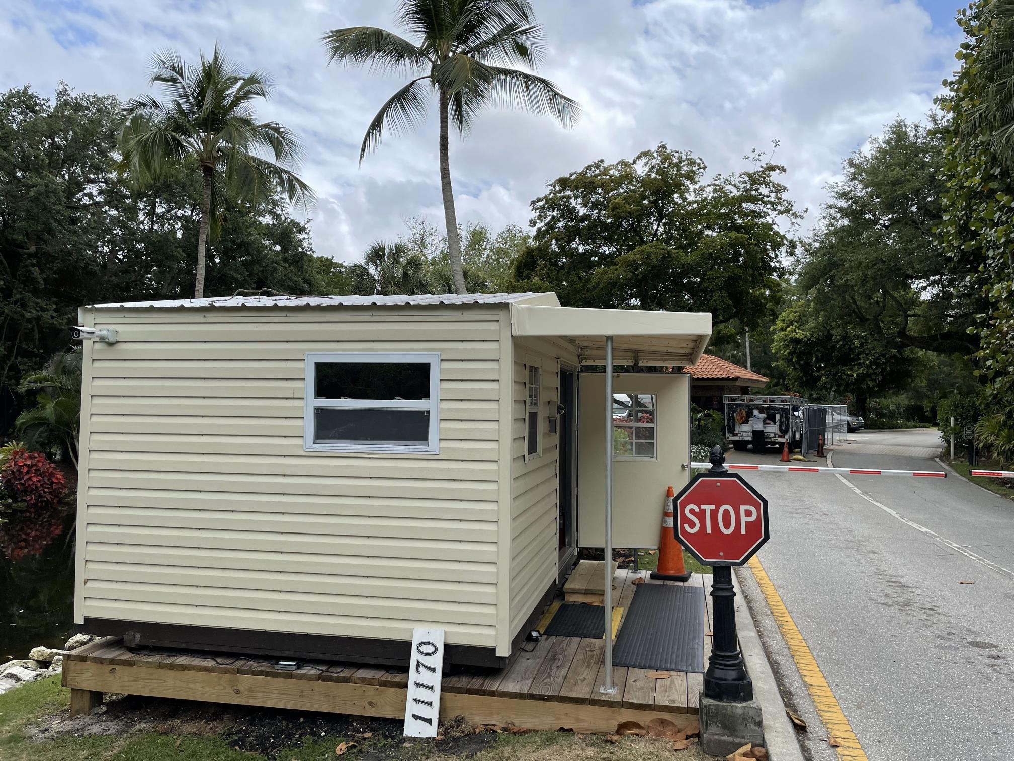 Temporary Gate House At Palm Beach Polo In Wellington Img 0155